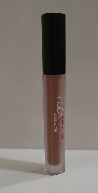 huda beauty girlfriend lipstick