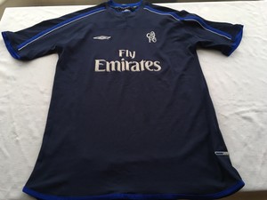 chelsea fly emirates kit