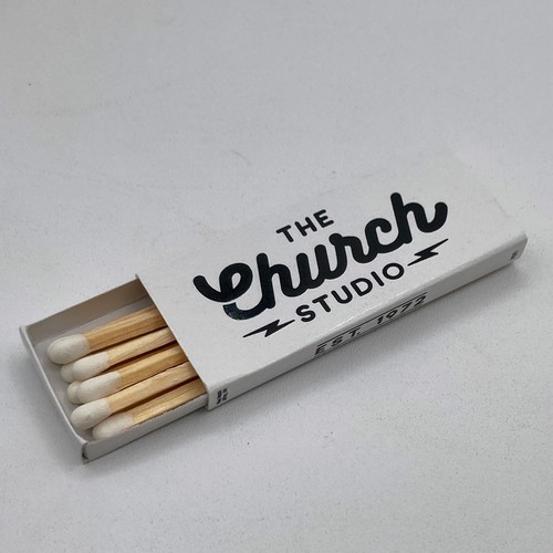Vela de soja tabaco cedro whisky The Church Studio Tulsa OK sesiones nocturnas NUEVO - Imagen 8 de 12