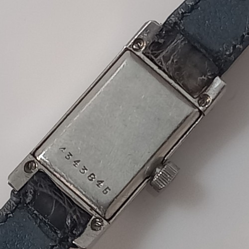 RARO ESTUCHE STAYBRIGHT DE 23 X 16 MM PARA DAMAS DOXA TANK IMPERMEABLE ALMEJA PARA DAMAS - Imagen 13 de 19