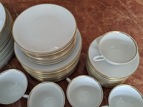 Vintage Hutschenreuther Arzberg Germany Bavaria Dinner Set 69pc White Gold Trim - Picture 10 of 10