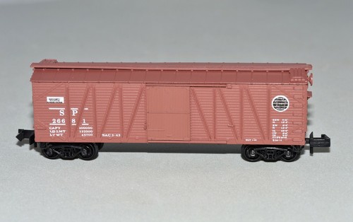Spur N Kadee 28095-1 SP 26681 Southern Pacific 40' Boxcar mit Rapido Kupplungen - Bild 2 von 7