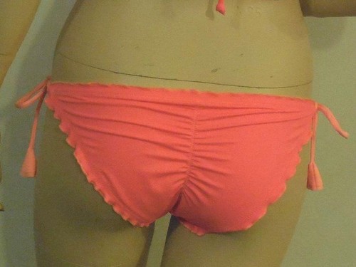 NUOVO VICTORIA'S SECRET bikini con ferretto increspato colore corallo 34C e Small - Foto 3 di 4