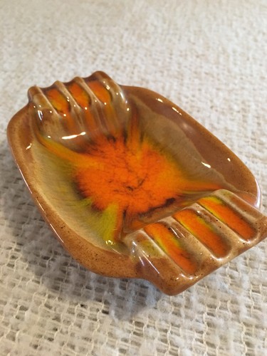 Vintage Butterscotch Color Ashtray Clay Made in USA - Picture 2 of 6
