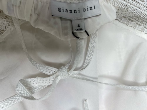 Gianni Bini Women's Multicolor Eyelet Sleeveless V-Neck Dress Size 4 NWT - Picture 7 of 8