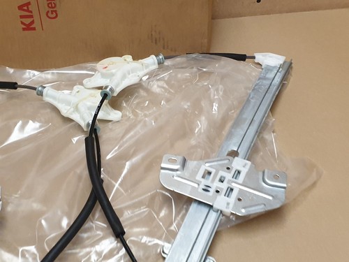 Kia Rio Right Left Front Window Regulator 2013-2015 824071W010 Genuine - Picture 4 of 10