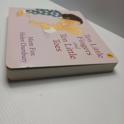 Ten Little Fingers And Ten Little Toes - small board book - picture book - Bild 6 von 7