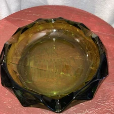 Vintage heavy green glass ashtray 6-1/8" round geometric pattern ‘the Dionnes’