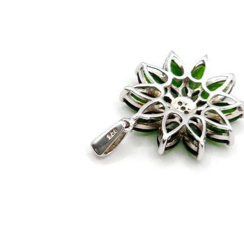 925 Sterling Silver Diamond & Chrome Diopside Flower Drop Pendant Necklace - Picture 8 of 8