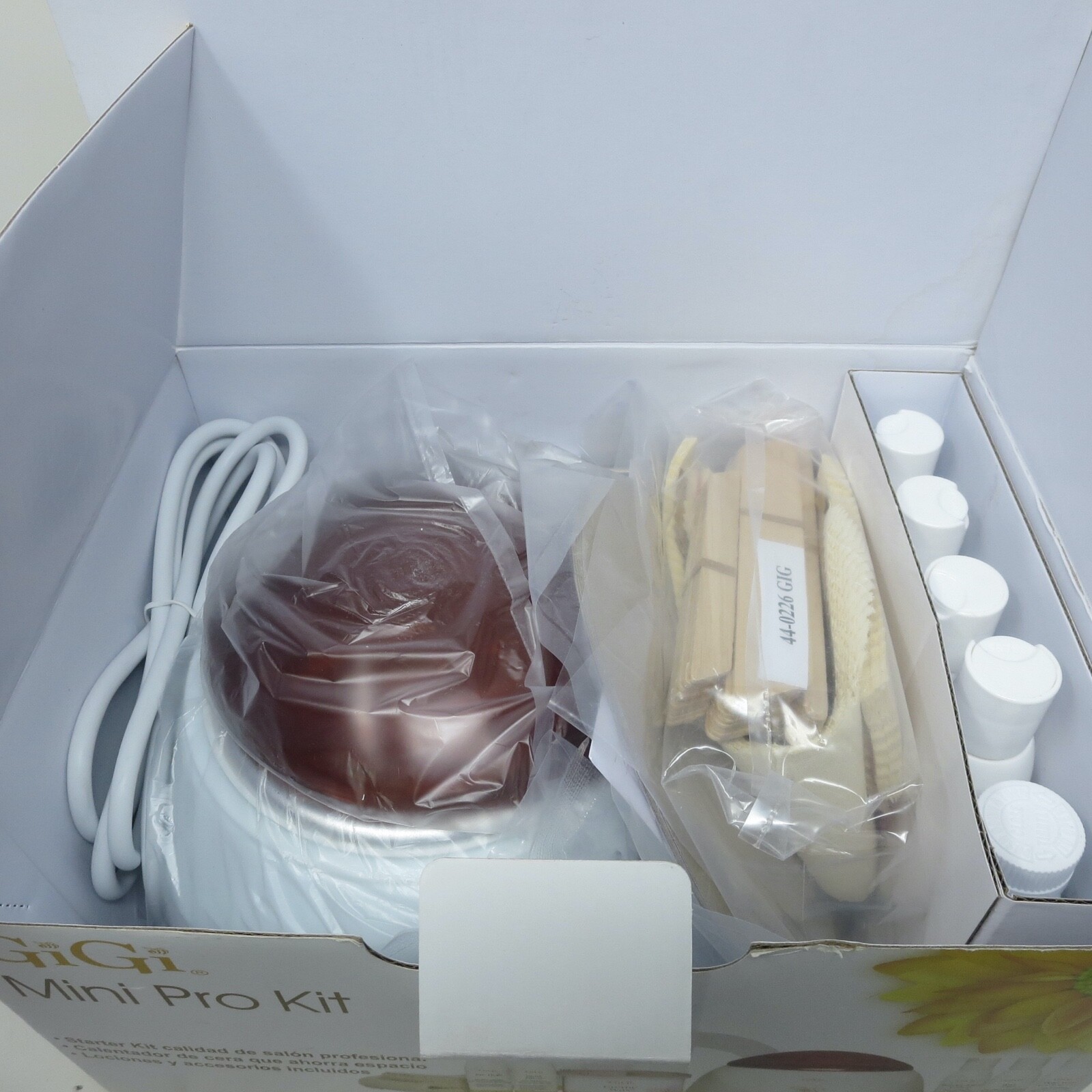 NEW GiGi Mini Pro Hair Removal Waxing Kit 73930014003 eBay