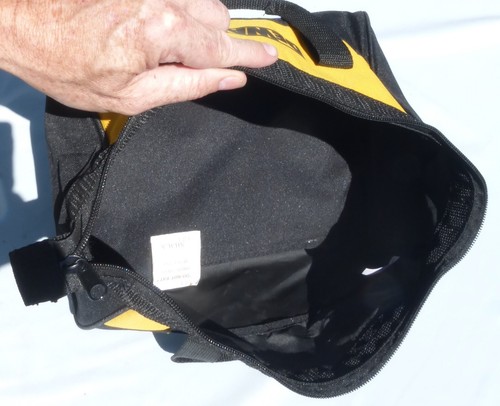 DeWalt Small Carry/Storage Tool Bag Drill Driver Sander Excellent Condition - Picture 6 of 6