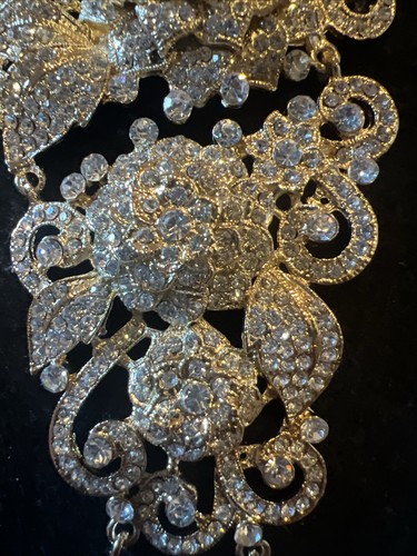 Vintage estate huge almost 6 inch crystal pin Brooch - Picture 3 of 7