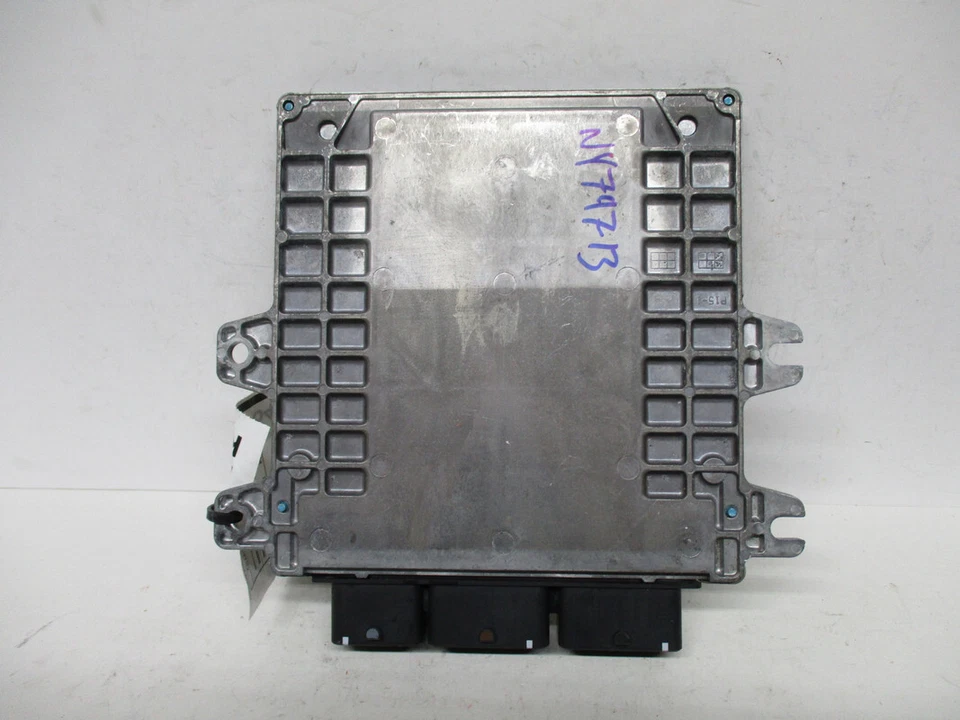 NY797-13 OEM 2014 INFINITI Q50 MOTOR MÓDULO DE CONTROL INFORMÁTICO ECM ECU Foto 2 de 4