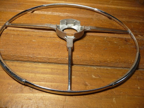 Vintage 1946 1947 1948 Plymouth P15 Deluxe Steering Wheel & Horn Ring - Picture 9 of 18