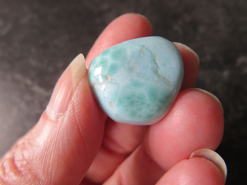 HERMOSA LARIMAR (PECTOLITA) 'PIEDRA DELFÍN' (10,2 gramos / 22 mm) CAÍDA (C9) - Imagen 6 de 7