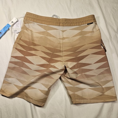 Vissla Board Shorts Mens 32 Swim Trunks Quick Dry Stretch Geometric Pattern - Picture 7 of 13