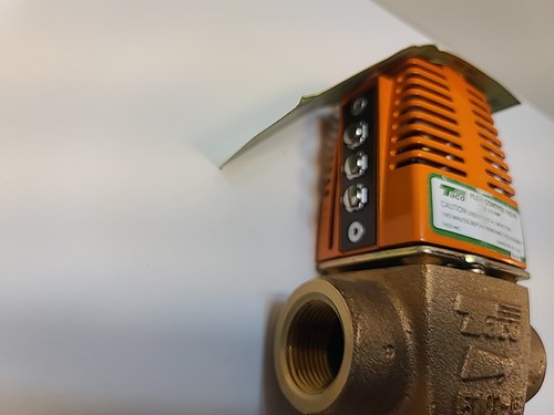 Taco 5101-G3 24V Threaded Geothermal Valve with 3/4" NPT Fittings - Picture 7 of 15