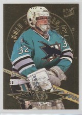 1995-96 Fleer Ultra Gold Medallion Edition Arturs Irbe #146 1d0j