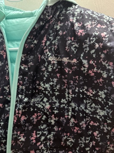 Eddie Bauer Children’s Reversible Puffer Coat Size 8 - Picture 5 of 5