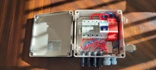 VEVOR PV Combiner Box, 4 String with 15A Rated Current Fuse, 63A Circuit Breaker