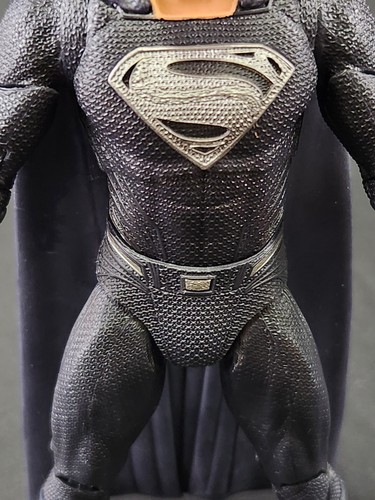Figura Traje Negro McFarlane Toys DC Multiverse Liga de la Justicia 2021 Superman - Imagen 6 de 15