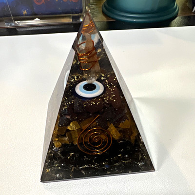 Orgone Resin Crystal Healing Pyramid w/ Evil Eye Charm & Copper Spiral Coil