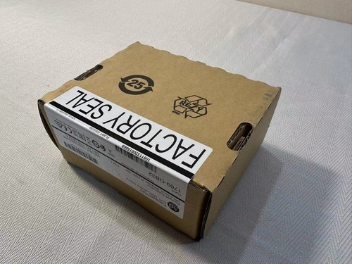 Allen-Bradley 1769-OB32 New Sealed SER A CompactLogix 32 Pt 24VDC D/O Module - Picture 6 of 10