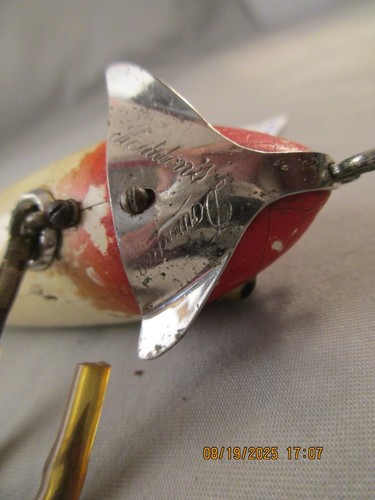 1702 Heddon Near Surface Wriggler Lure L Hwd, glass eyes 1915-26 Dowagiac used - Picture 4 of 7