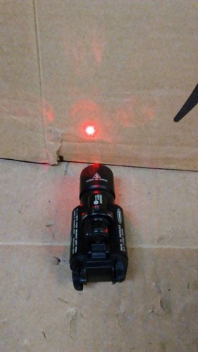 Surefire X400 Weapon Light w/red Laser USED...NO BATTERIES - Picture 13 of 15