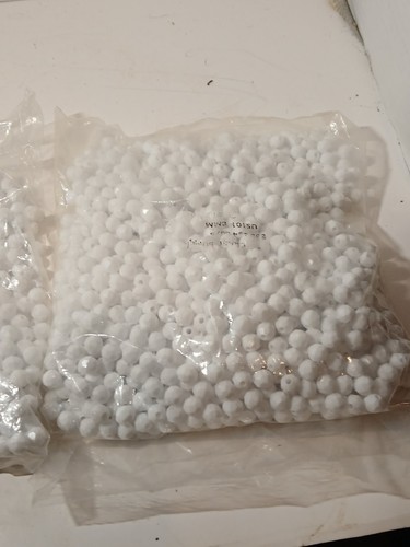 15 lbs. VINTAGE BOLEKS SUPPLY BEADS AND STARS - Picture 3 of 22