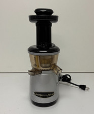 Omega VRT350 Masticating Fruit/Vegetable Juicer Silver GREAT Fast Shipping