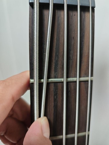 SPECTOR Legend5 EMG 40J equipped 5 string bass - Picture 11 of 16