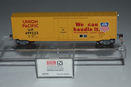Carro de carga Union Pacific 50' escala N MTL 38300 499223 C58907 de una sola puerta | Condition: Used
