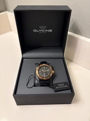Glycine GL0093 42mm Automatic Men's Watch - Black ''GoldenEye''