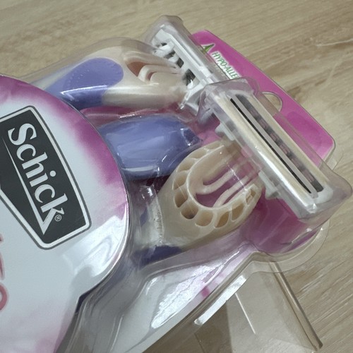 1 Pack Schick Quattro Women Sensitive Skin 4 Blades 3 Pack Razors - Picture 3 of 3
