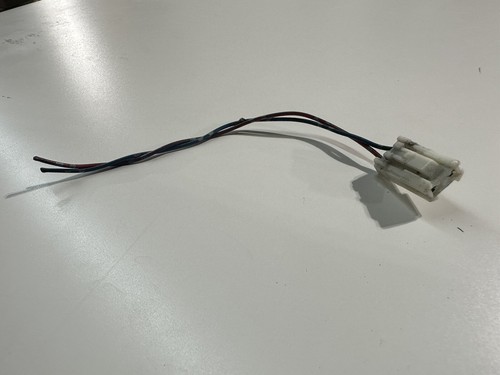 DOOR AJAR COURTESY OEM LIGHT LAMP WIRE PLUG CONNECTOR PIGTAIL for LEXUS GS IS - Picture 2 of 3