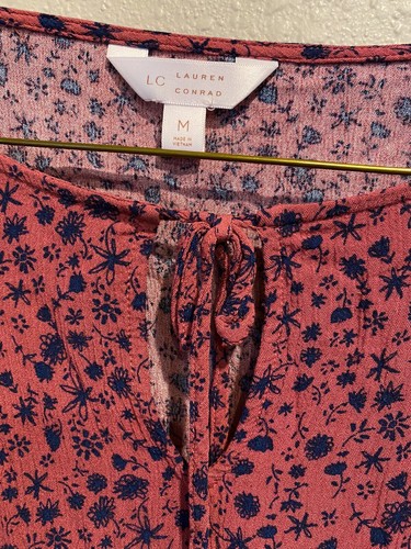 Lauren Conrad Women’s Size M Spring/Summer Bright Pink Print Top - Picture 2 of 6