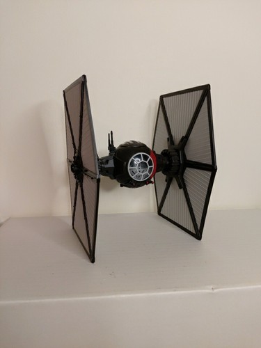 Revel Tie Fighter First Order 7" 2015 con luces y sonidos probados y funcionando - Imagen 12 de 12