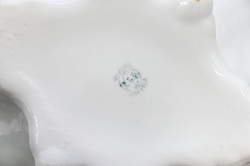 Antique Atlas-Globe China Co. Semi-Porcelain Ironstone Covered Dish Tureen - Picture 16 of 16