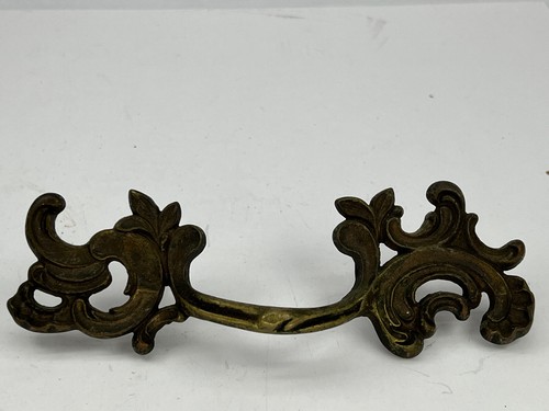 leaves metal drawer box handle pull Victorian Vintage Cast Brass screws included - Picture 10 of 10