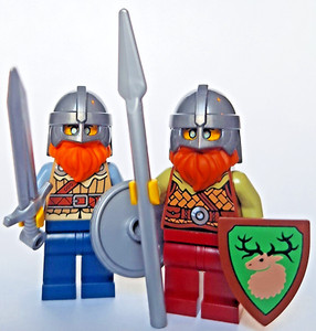 LEGO Castle LION KNIGHT MINIFIGURE BLACK HANDS guard soldier army 10305 31120