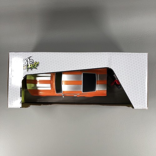 Maisto Tech RC 1967 FORD MUSTANG GT 1:24 Scale Batteries Required - Picture 6 of 12
