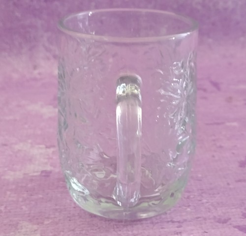 Princess House Coffee Mug Fantasia Poinsettia Cup Clear Crystal Christmas 9 oz - Picture 3 of 5