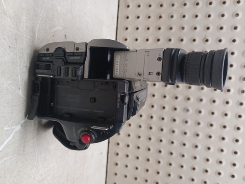 Sony Handycam Vision CCD-TRV615 Video Hi8 XR Nightvision HORROR FILM - Picture 4 of 6