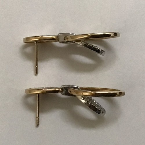 9ct Yellow Gold Dangle/Drop Earrings, Oval w Diamonds & Butterfly, 3 cm & 4.36 g - Picture 10 of 13