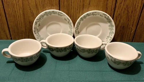Vtg Jackson Restaurant Ware White Green Flower Pattern 4 Coffee Cups & 2 Saucers