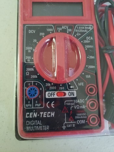 7 Function Digital Multimeter DC-AC Voltage Battery Multi Tester Cen-Tech 98025 - Picture 4 of 5