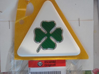 Fregio stemma ALFA ROMEO QUADRIFOGLIO VERDE rear green cloverleaf badge logo