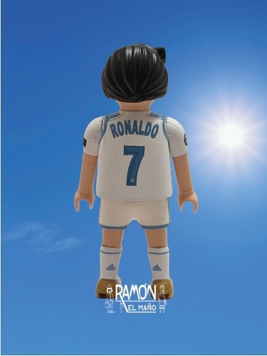 Custom Playmobil Cristiano Ronaldo Real Madrid cr7 portugal delantero bota balón - Imagen 2 de 5