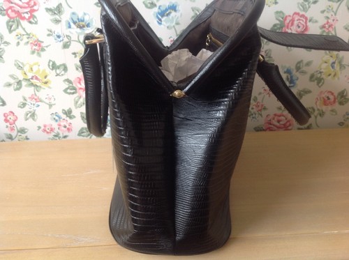 NUEVA ⭐️⭐️BOLSA BIBA⭐️FAITH DOCTORS Monedero⭐️⭐️ SOLO UNO!!!! - Imagen 6 de 9